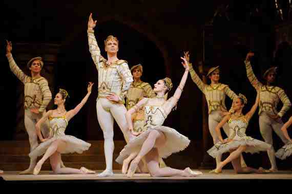 San Francisco Ballet - Raymonda Act III