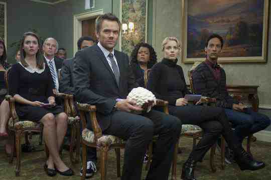 Alison Brie as Annie, Joel McHale as Jeff, Yvette Nicole Brown as Shirley, Gillian Jacobs as Britta, Danny Pudi as Abed in Community’s Advanced Gay