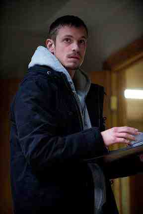 Joel Kinnaman as Stephen Holder in The Killing